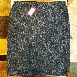 Vince Camuto Fitted Pencil Skirt